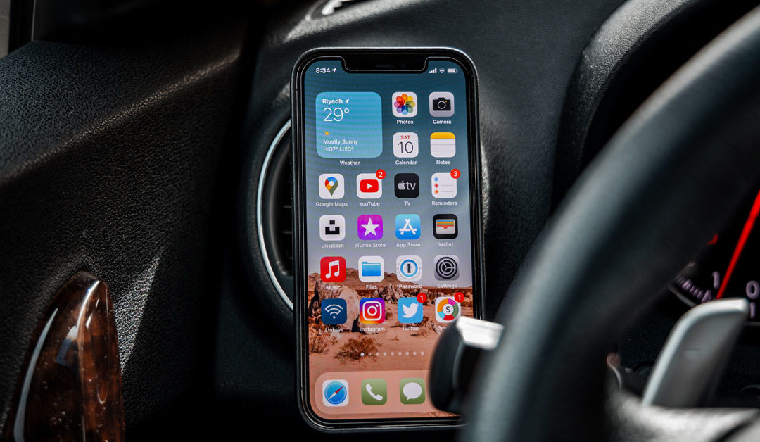 Study: Why Drivers Should Avoid Using Hands-Free Cellular Devices